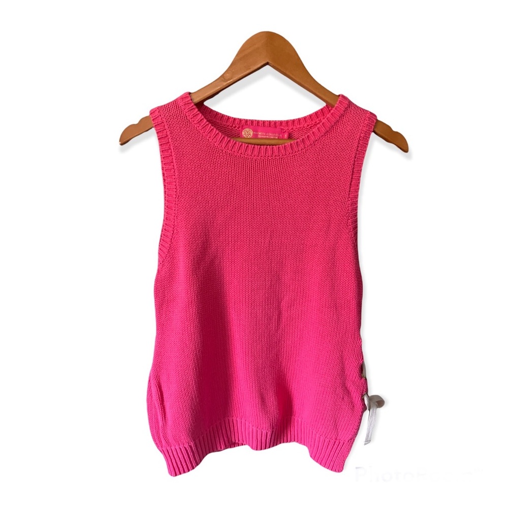 Macbeth Collection sleeveless pink sweater Small